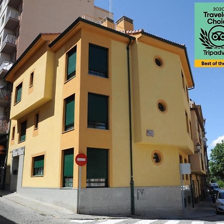 Hotel Apartamentos Aralso Сеговия Екстериор снимка