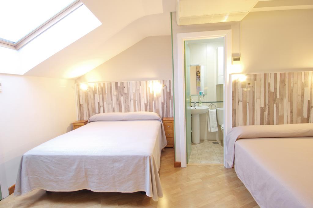 Hotel Apartamentos Aralso Сеговия Екстериор снимка