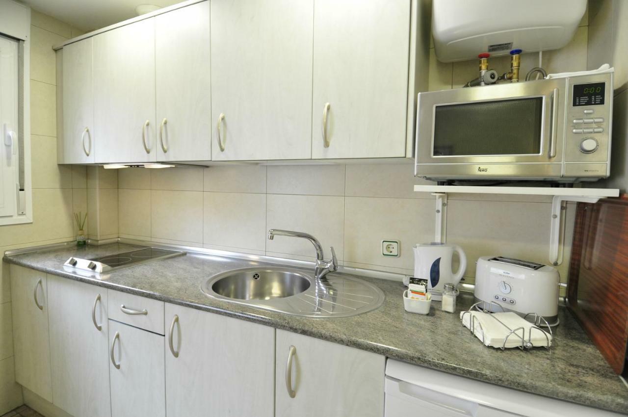 Hotel Apartamentos Aralso Сеговия Екстериор снимка
